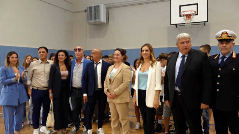 Scuola Verdi di Qualiano, inaugurata la nuova palestra