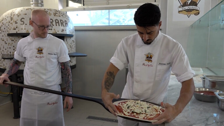 Formazione, studenti del "De Medici" di Ottaviano a scuola di pizza