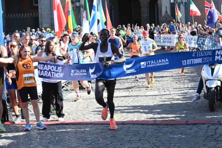 Neapolis Marathon, festa keniana a suon di record per la quarta edizione