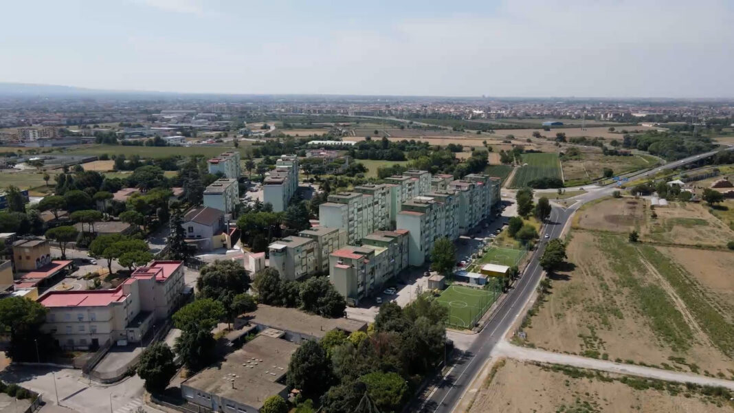 Parco Verde di Caivano, sgombero delle 36 case occupate abusivamente