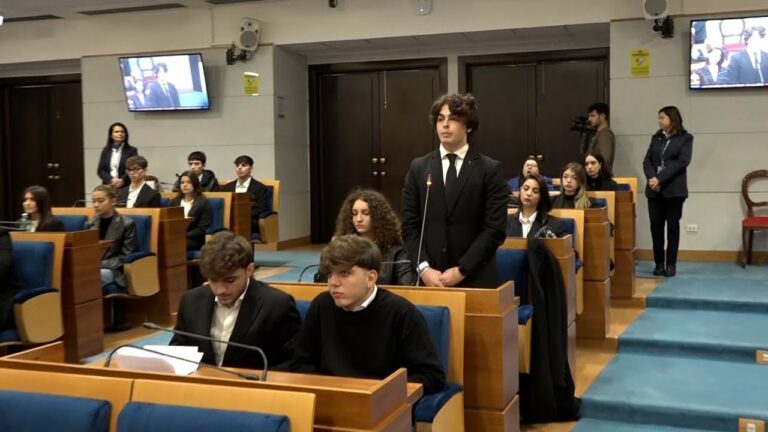 "Ragazzi in aula”, presentate proposte di legge su ambiente e bullismo