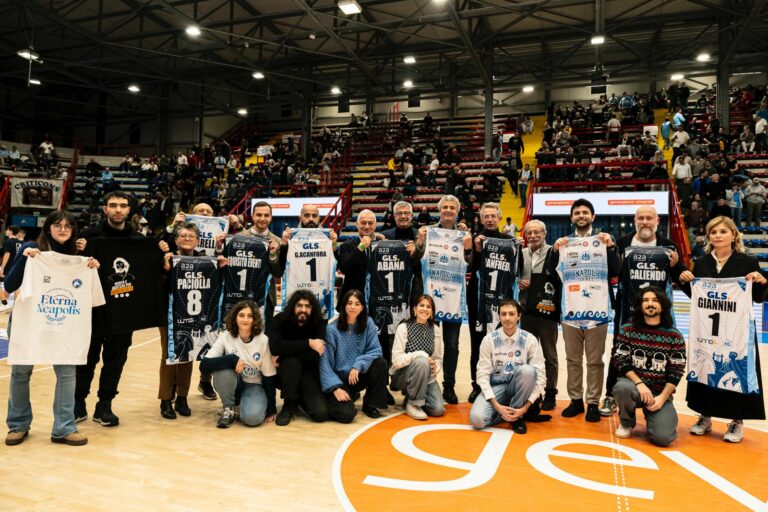 Eterna Neapolis tiene a battesimo la prima vittoria del Napoli Basket