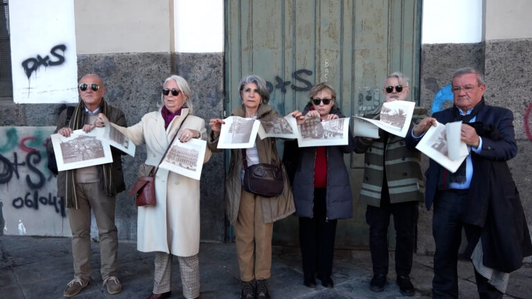 Piazza del Plebiscito, battaglia per tenere aperto storico archivio fotografico Parisio