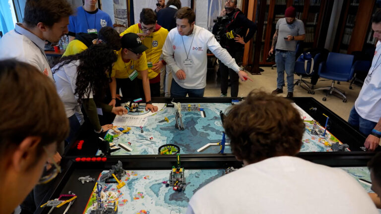 Alla Federico la gara interregionale della First Lego League