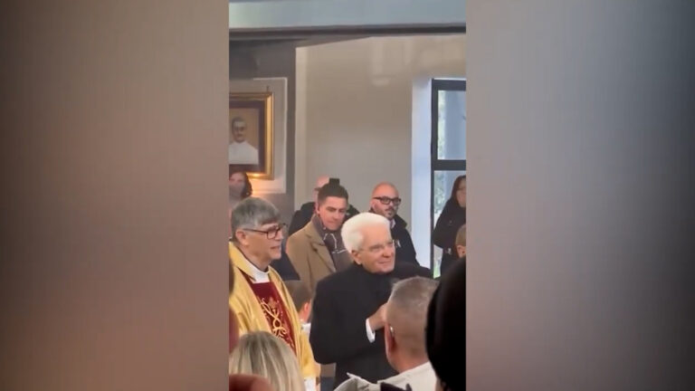 Il Presidente Mattarella a Caivano per la messa dell'epifania