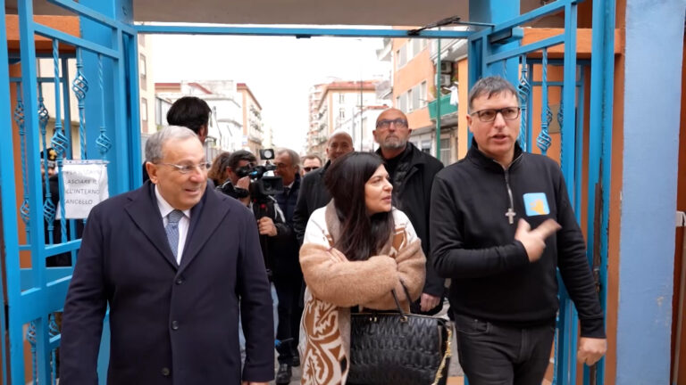 A voce de creature, Chiara Colosimo in visita alla fondazione gestita da Don Luigi Merola