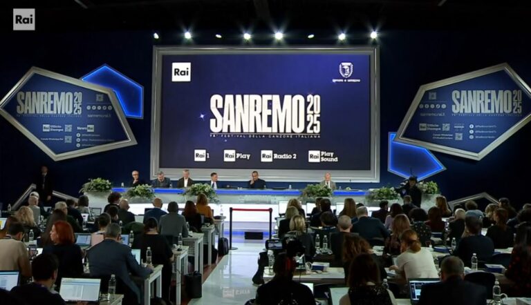 Sanremo 2025, record prima serata e polemiche sul video del Papa