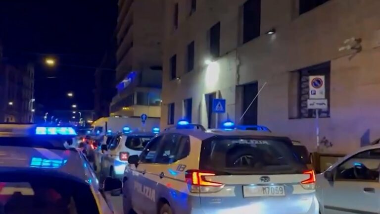 Operazione anticamorra nel napoletano: 20 persone arrestate