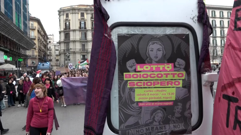 Giornata internazionale delle donne, a Napoli corteo femminista