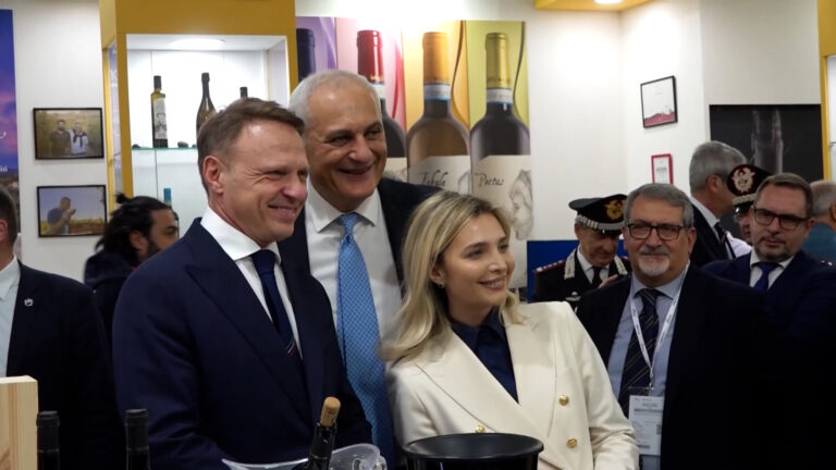 Vinitaly 2025, successo per i vini della Campania