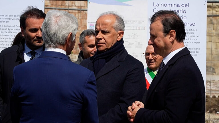 Legalità a Caserta, ministri Piantedosi e Abodi nei beni confiscati