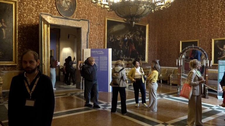 A Palazzo Reale apre l’alcova della regina per una mostra sull’epoca di Casanova