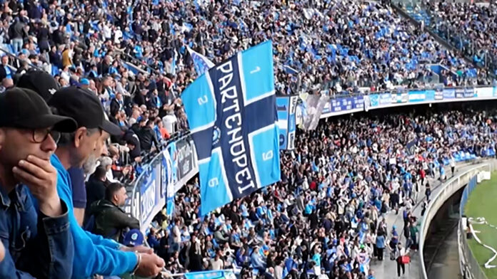 Il Napoli pareggia in casa contro il Genoa: la reazione dei tifosi Il Napoli pareggia in casa contro il Genoa: la reazione dei tifosi