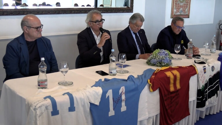 Carnevale a Conte: “Resta a Napoli”. Presentato libro autobiografico