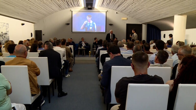 Paestum, l'Ussi premia Gli Eroi del Calcio: riconoscimenti a Cabrini e Giordano