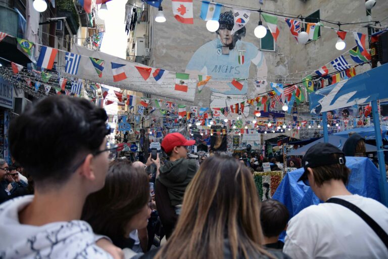 Turismo a Napoli, bilancio del lavoro dell’amministrazione comunale
