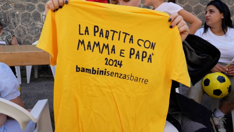 Al carcere di Poggioreale “La partita con mamma e papà”