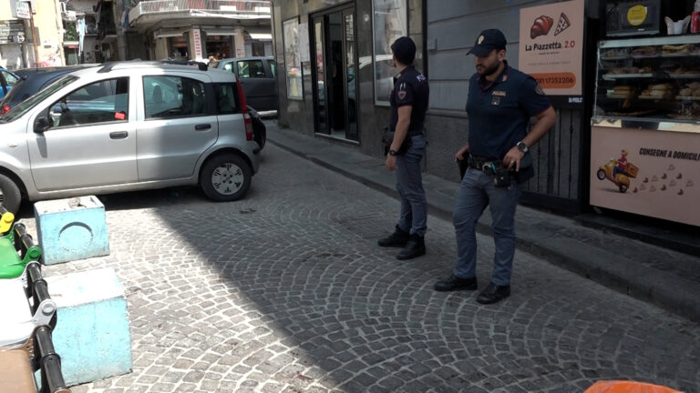 Due giovani feriti in agguato a Napoli, colpito figlio attore Vincenzo Pirozzi