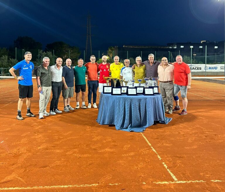 Torneo di tennis architetti napoletani 2025, ecco i vincitori