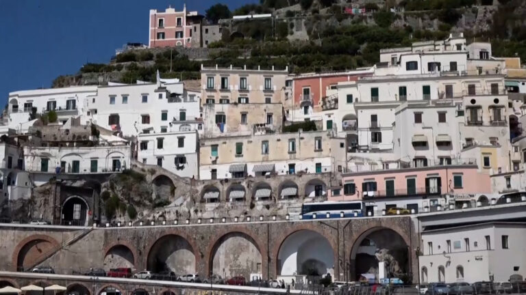 Atrani, arriva la fibra nel paese più picco della Costiera