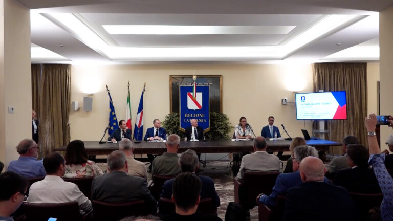 Formazione e digitalizzazione, il piano della Regione Campania