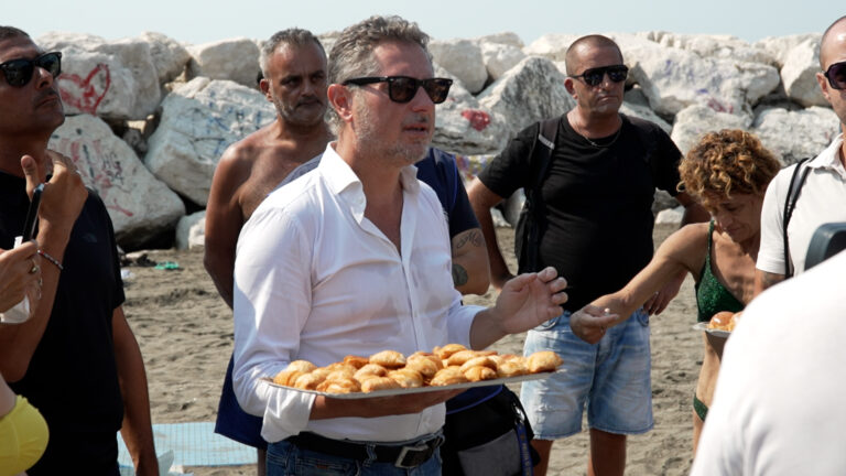 mappatella beach francesco emilio borrelli