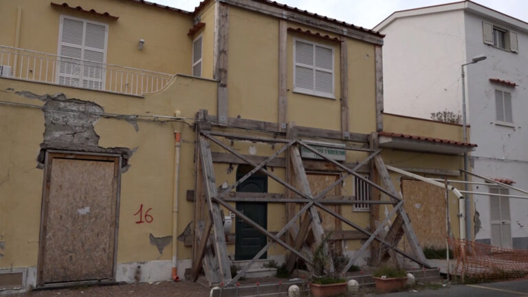 Ischia, la ricostruzione post-sisma entra nella fase cruciale