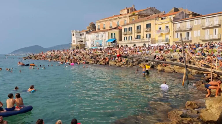 Castellabate, storica tripletta di Francesco Federico ne "La Stuzza" 2025