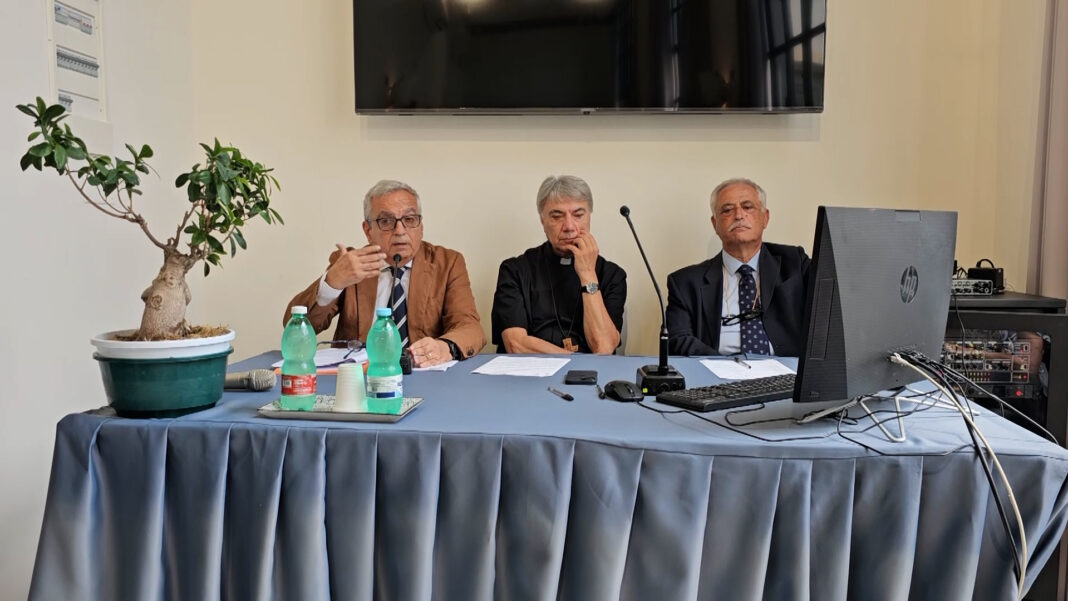 “Pellegrini di pace”, nasce a Napoli un premio internazionale