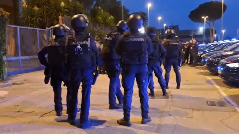 Caivano, blitz interforze alto impatto dalle prime luci dell'alba