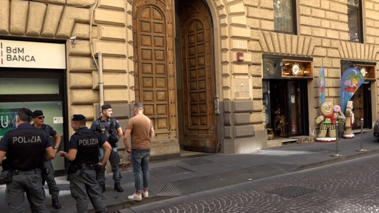 Lavoratori Osa demansionati, Napoli servizi occupa uffici consiglio comunale