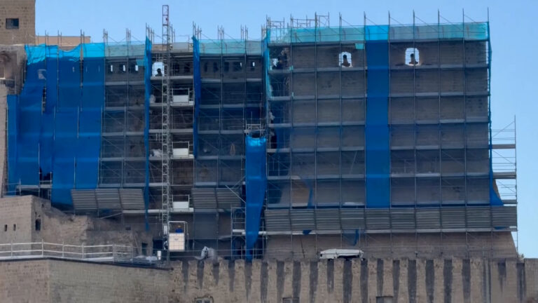 Lavori in corso a Castel dell'Ovo: cantiere dal 2023