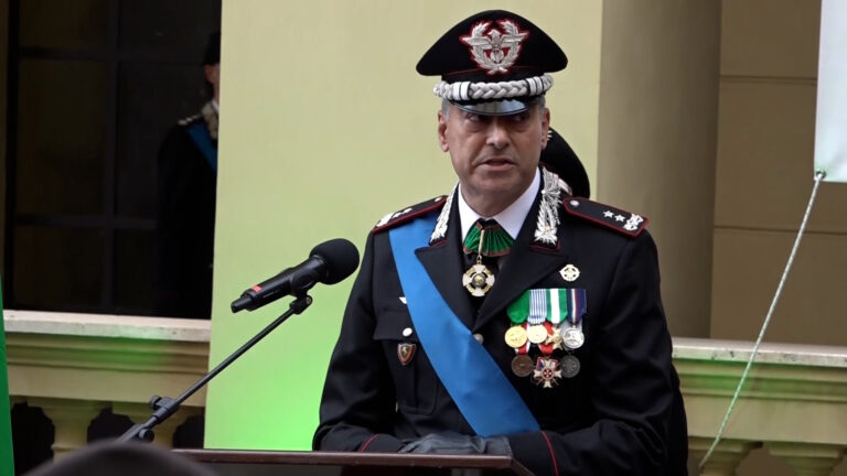Cerimonia cambio guardia carabinieri: subentra generale di divisione Gargaro