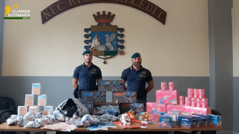 Napoli, sequestrato oltre 1 milione di giocattoli non sicuri