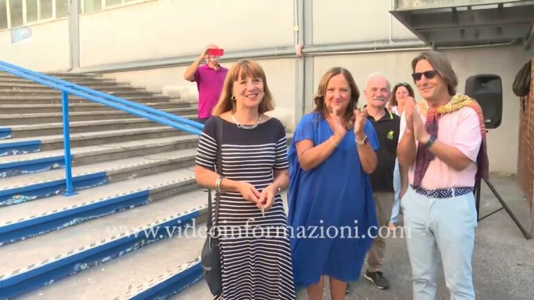 Inaugurata all’Istituto Minniti l’opera “Frantumi di bellezza”