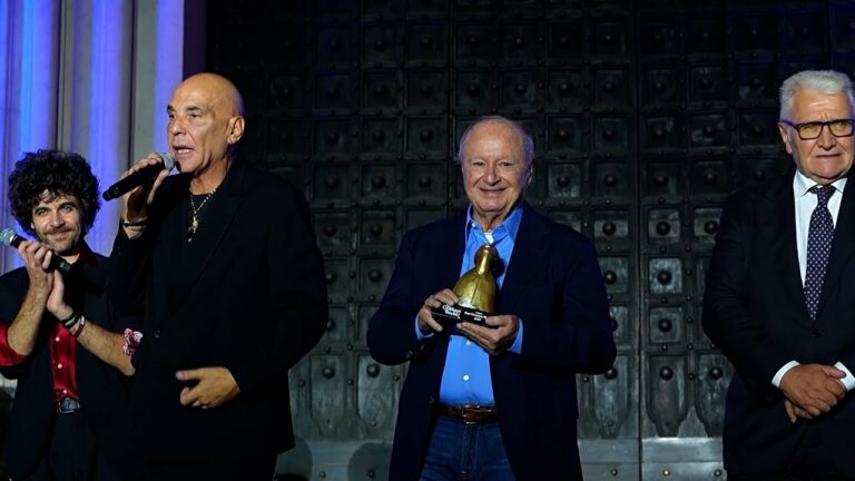 San Gennaro World 2025, Simioli premia Mattone, Siani e il prefetto Di Bari