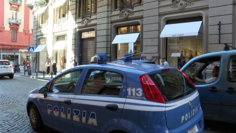 Operaio cade e batte la testa in una palestra di via dei Mille: è in prognosi riservata