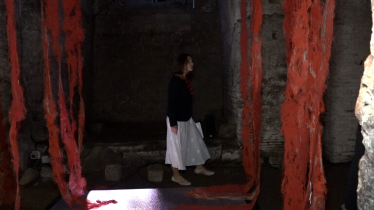 in acquedotto del Serino di Napoli i "Tessuti umani" di Rosaria Corcione