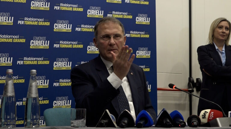 Campania, entra nel vivo la sfida tra Fico e Cirielli