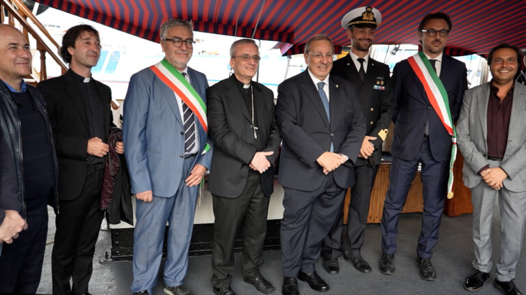 Premio penisola Sorrentina compie 30 anni, riconoscimento al prefetto di Napoli
