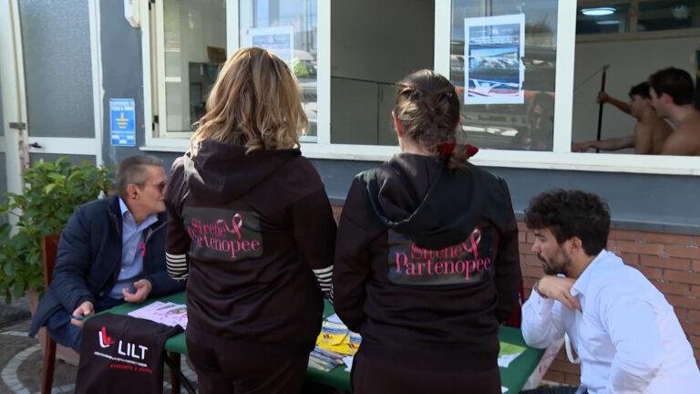 Tappa al Circolo Posillipo per la campagna nastro rosa di Lilt Napoli