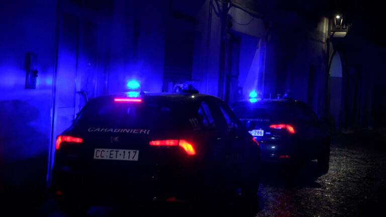 Donna accoltellata a Qualiano: arrestato ex compagno