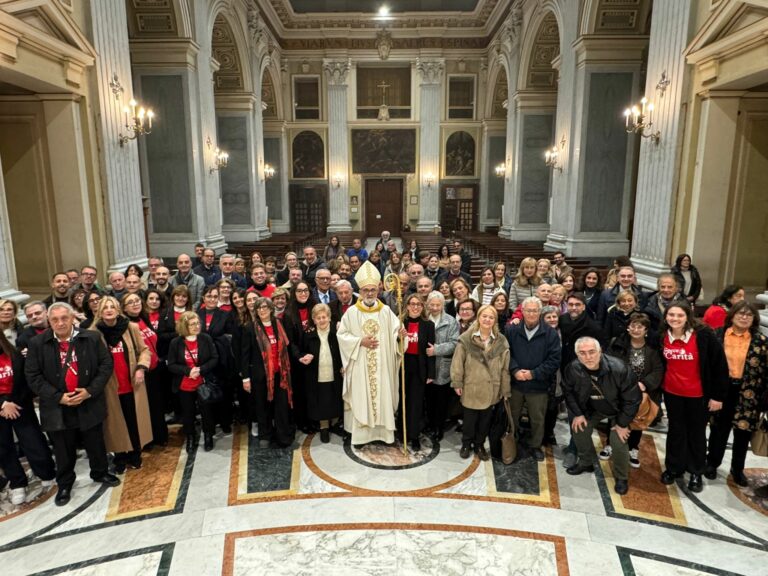 Giubileo della speranza, un abbraccio da Napoli al mondo