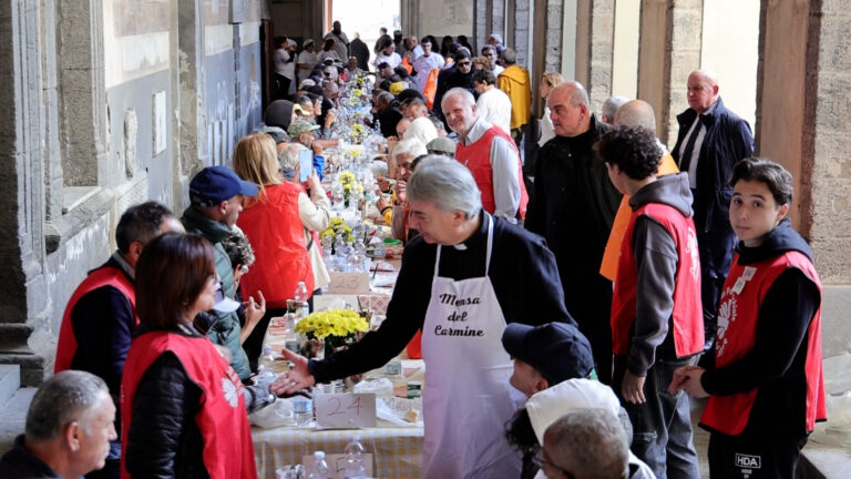 Giornata Mondiale Poveri, l'Arcivescovo Battaglia alla mensa del Carmine