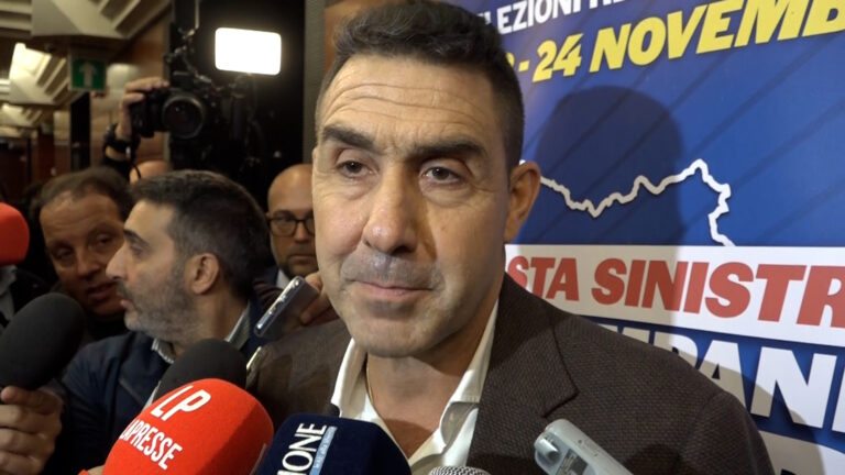 Vannacci a Napoli per sostenere Cirielli che però non va all'evento