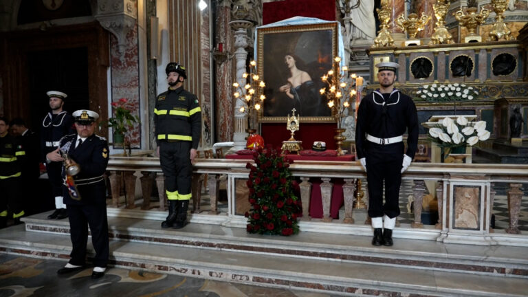 Santa Barbara, al via le celebrazioni nella Chiesa del Gesù Nuovo