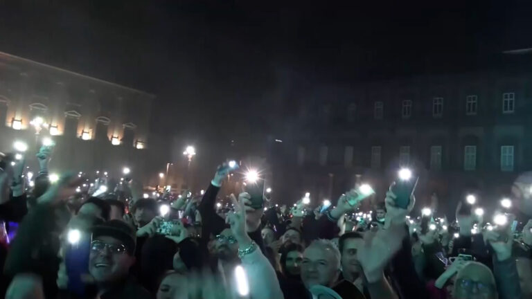 Capodanno in piazza, sul palco del Plebiscito Elodie e Serena Brancale