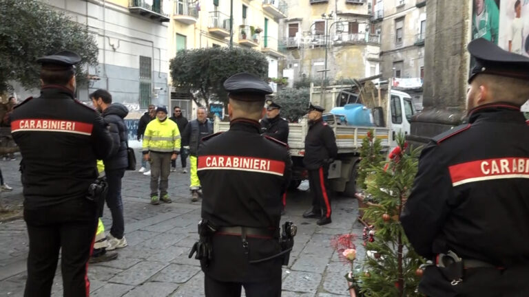 Operazione anticamorra nella Sanità, rimosso altarino per Emanuele Tufano