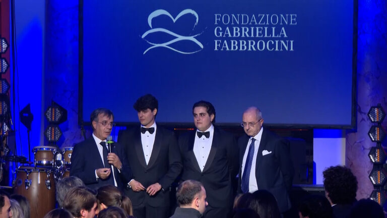 Lotta al cancro, raccolti 50mila euro a II edizione Gran Galà Fabbrocini