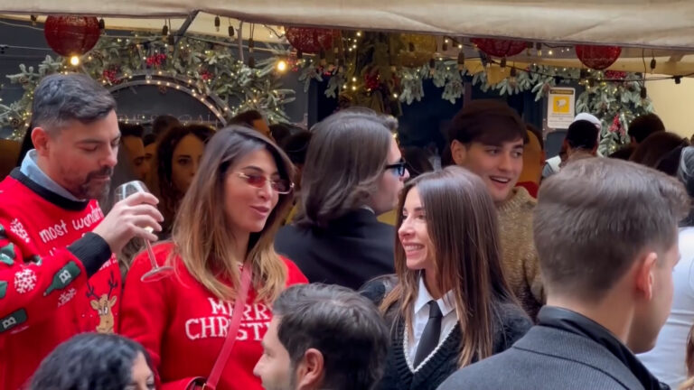 Natale 2025, i regali preferiti dai napoletani